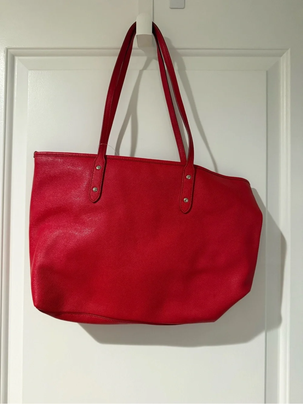 Coach Cross Grain Leather City Zio Tore Bright Red NWT